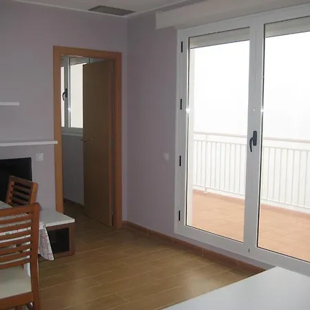 Iberflat Avenida Almazora 12 *